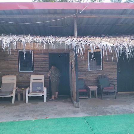 Row House Long Beach Крабі Екстер'єр фото